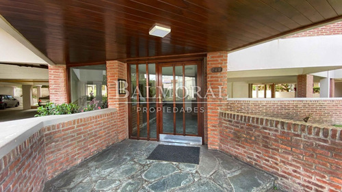 Imagen 2 de 22 de Departamento En Venta - Zona Sur Playa / Ref: 2132