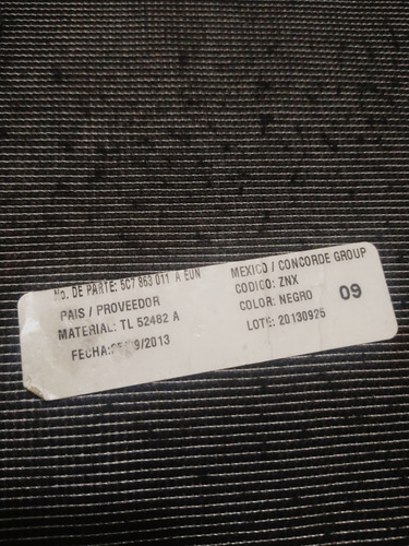 Juego Alfombras Sinteticas Volkswagen Vento Originales Negro (Usado)