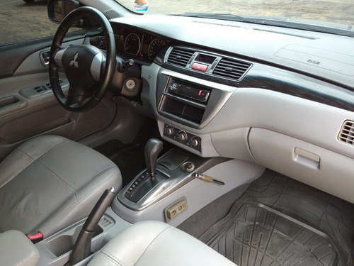 Imagen 13 de 18 de Mitsubishi Lancer Touring - Automatica