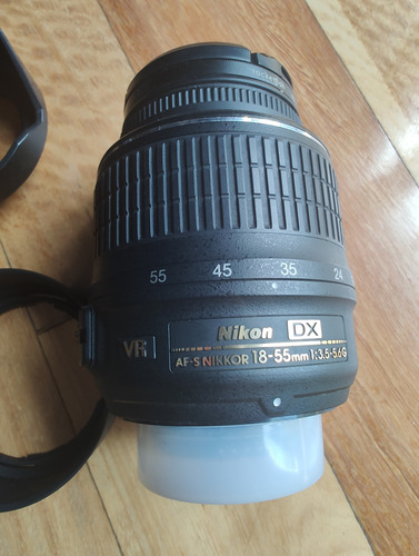Nikon D5100 + Lentes 18-250, 18-55, 35 + Flash + Muchos Acc Negro (Usado)