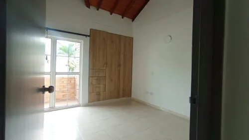 Casa En Arriendo En Cañaveral. Cod A9403