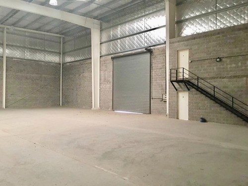 Alquiler Galpón A Estrenar 1.125 M2 - Moreno