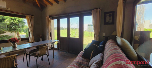 Venta De Casa 3 Ambientes Con Hangar En El Aero Country Club General Rodriguez