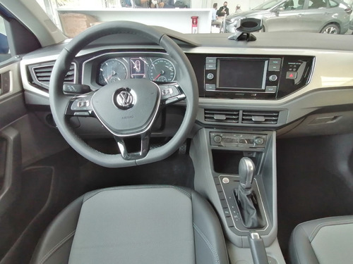 Volkswagen Virtus Highline 1.6 Msi