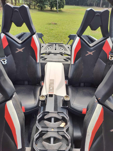 Can-am Maverick X2 1000r - 4 Lugares