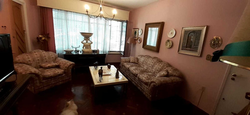 Casa En El Corazón De Punta Carretas 7 Dormitorios Y Fondo