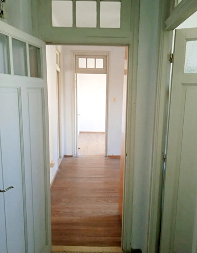 Imagen 9 de 12 de Vendo Apto Vacío 2 Dorm Al Frente 73m2 C/ Amplio Balcón.