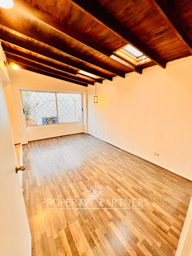 Hermosa Casa En Exclusivo Barrio, Se Arrienda En Ñ...