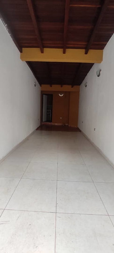 Imagen 2 de 6 de Se Vende Local En La Av Miranda De Maturin Ve01-1219zc-lpec/jbas