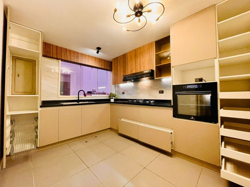 Imagen 5 de 12 de Departamento Duplex De 195 M² Totalmente Remodelado A Estrenar Remate !!