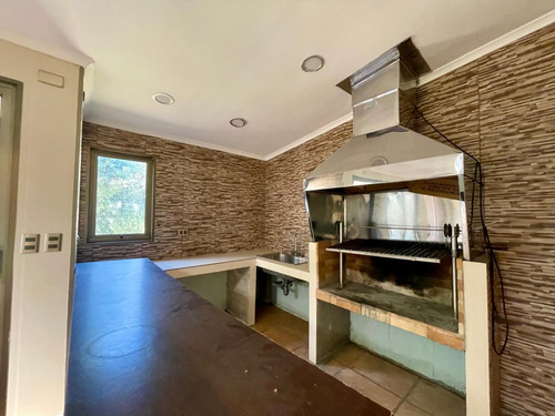 Casa, 4 Dormitorios, 4 Baños, Huertos Familiares