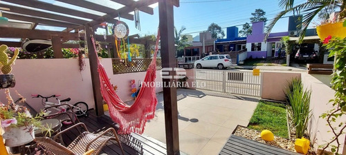 Imagem 4 de 30 de Belo Sobrado Em Terreno Individual De 03 Dormitórios Em Garopaba! - 4589