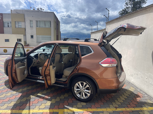 Excelente Estado, Transmision Cvt 8000km Cambiada En Nissan