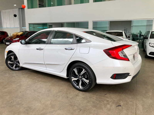 Honda Civic Touring Cvt