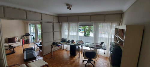 Imagen 2 de 30 de Av Libetador 2600 Y Salguero 210 M2 5 Ambientes Cochera Patio Interno Propio. 1er Piso
