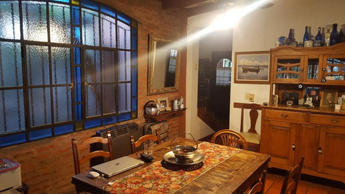 Impecable Casa En Adrogué