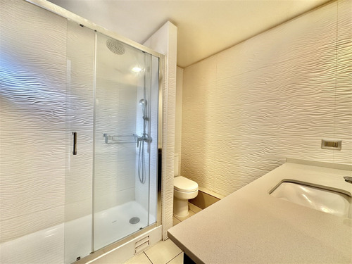 Penthouse Dúplex: El Rodeo / Clínica Alemana