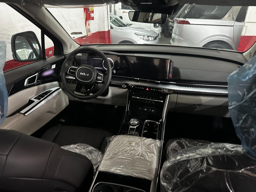 Imagen 6 de 17 de Kia Carnival 2023