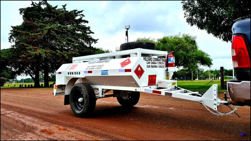 Acoplado Cisterna Para 1.500 Lts. (ci1002)