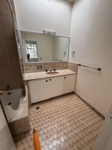 Casa Venta O Renta En Un Solo Nivel, Sierra Vertientes, Lomas De Chapultepec
