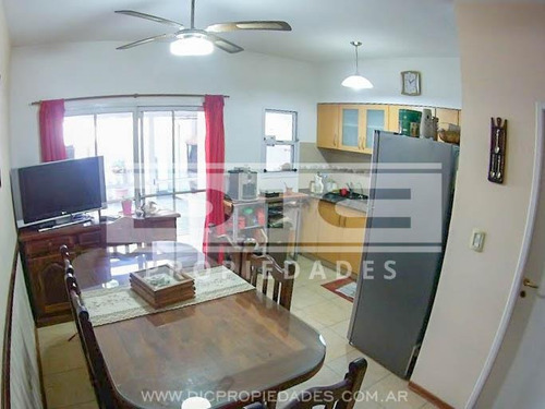 Imagen 5 de 26 de Duplex 4 Ambientes En 3 Plantas Impecable Estado - Florida B Venta