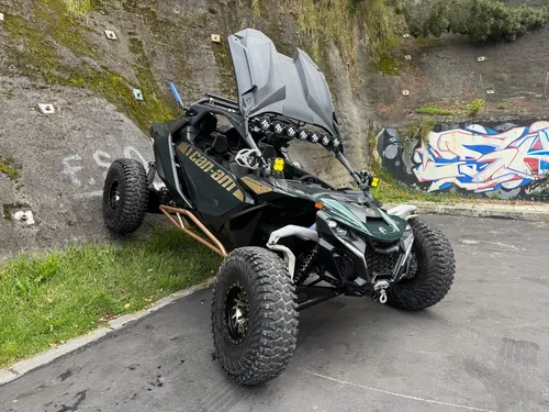 Can Am Maverick R 2024-muchos Extras