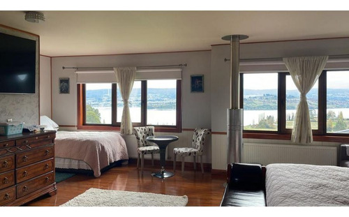 Casa En Venta De 4 Dorm. En Castro