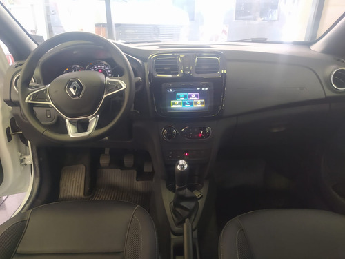 Renault Sandero Stepway 1.6 Dynamique 105cv