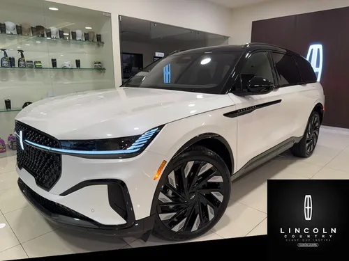 Lincoln Nautilus Jet Black Hibrida 2025