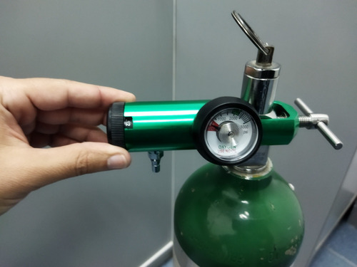Regulador Para Bombona De Oxigeno Desde 1/32 Hasta 4 L/ Min