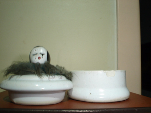 Adorno Vitrina Caja Miniatura Payaso Porcelana Jer (Usado)