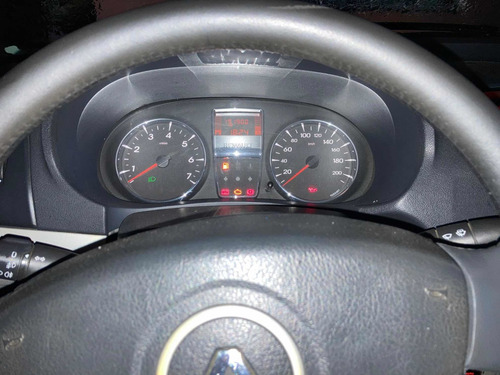 Renault Symbol 2013 1.6 16v Privilège Hi-flex 4p