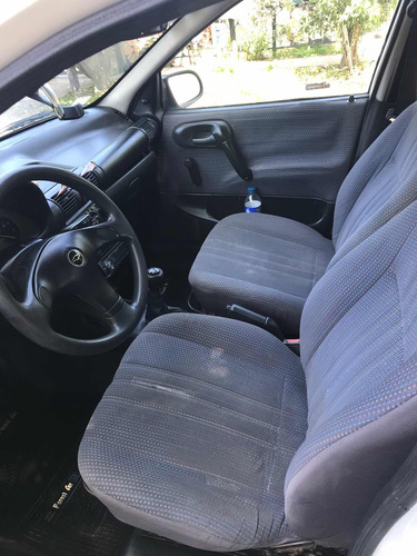 Chevrolet Corsa 1.6 Wind
