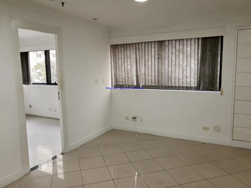 Imagem 6 de 10 de Conjunto Comercial 47m², 02 Banheiros E 01 Vaga Na Garagem. Condomínio Com Portaria E Segurança 24hrs. Excelente Localização Entre As Ruas Cardoso - 21112305 - 70323730