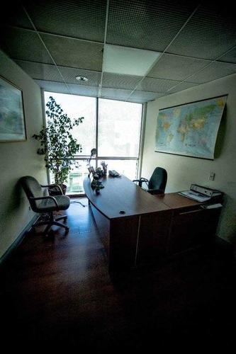 Oficina 121 M2 En Av. Del Valle, Ciudad Empresarial