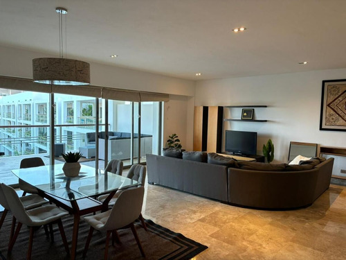Penthouse Tipo Lock Off En La Amada En Venta, Playa Mujeres