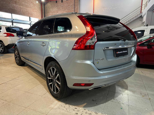 Imagen 5 de 7 de Volvo Xc60 2018 2.5 T5 Inscription