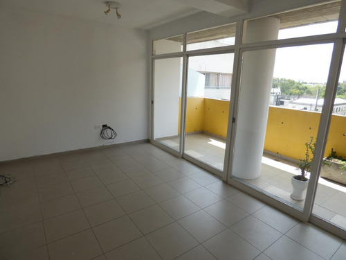 Imagen 5 de 15 de Departamento En Venta La Plata Calle 58 E/ 1 Y 2 - Dacal Bienes Raices
