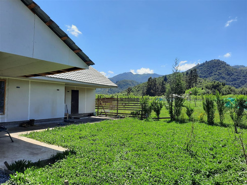 Casa En Venta De 4 Dorm En Parcela 5.000mts2 En Los Niches
