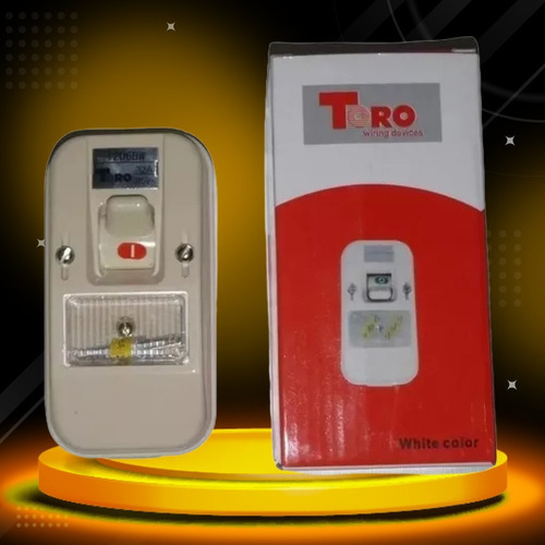 Breaker Interruptor De Circuito Superficial Bipolar 32a Toro