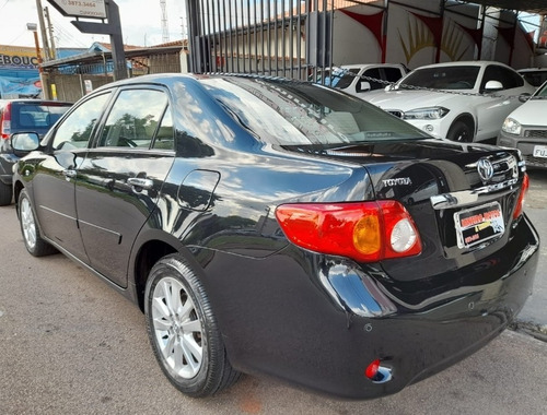 Corolla Altis 2.0 Aut. Flex 2011