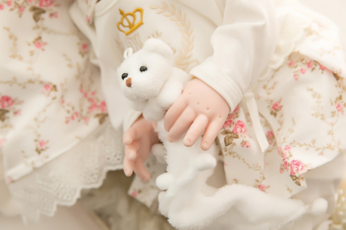 Imagem 5 de 9 de Bebê Reborn Barata Promoção Mamadeira Chupeta - 17 Itens