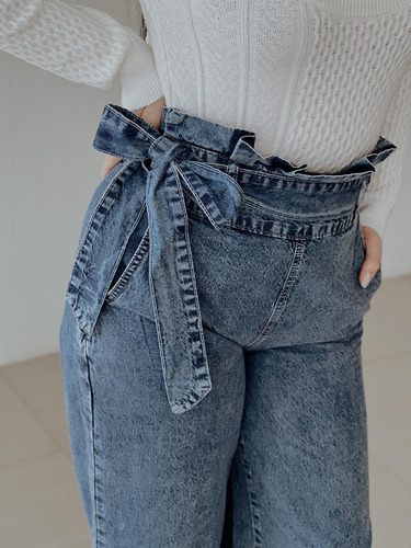 Mom Jean Con Cinturon Bota Ancha Sisu Shop