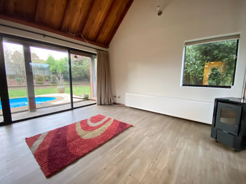 Espectacular Y Acogedora Casa En Arriendo