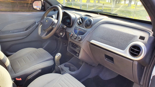 Chevrolet Montana 1.8 Full - Financio / Permuto