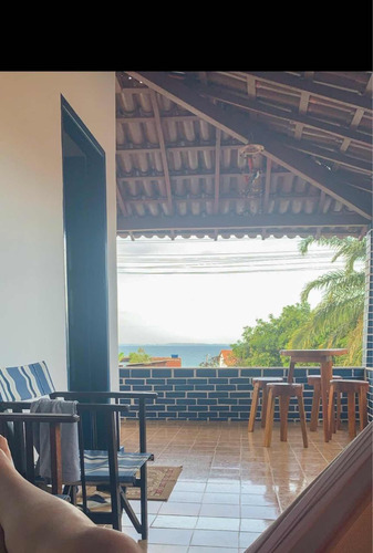 Bela Casa Próxima À Praia De Manguinhos