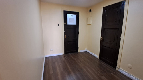 Venta Oficina 1p/1b - Santiago