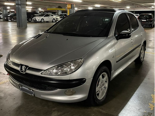 Peugeot 206 1.6 Xt Premium