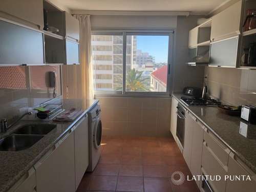 Apartamento En Península- Ref: 123