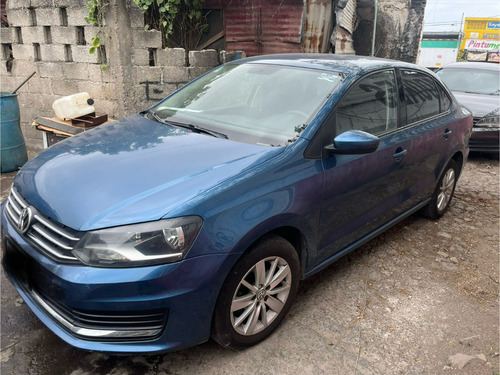 Volkswagen Vento 1.6 Confortline Mt